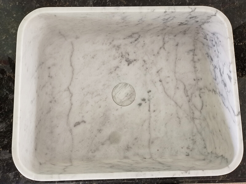 Lavabo de mrmol blanco de Carrara