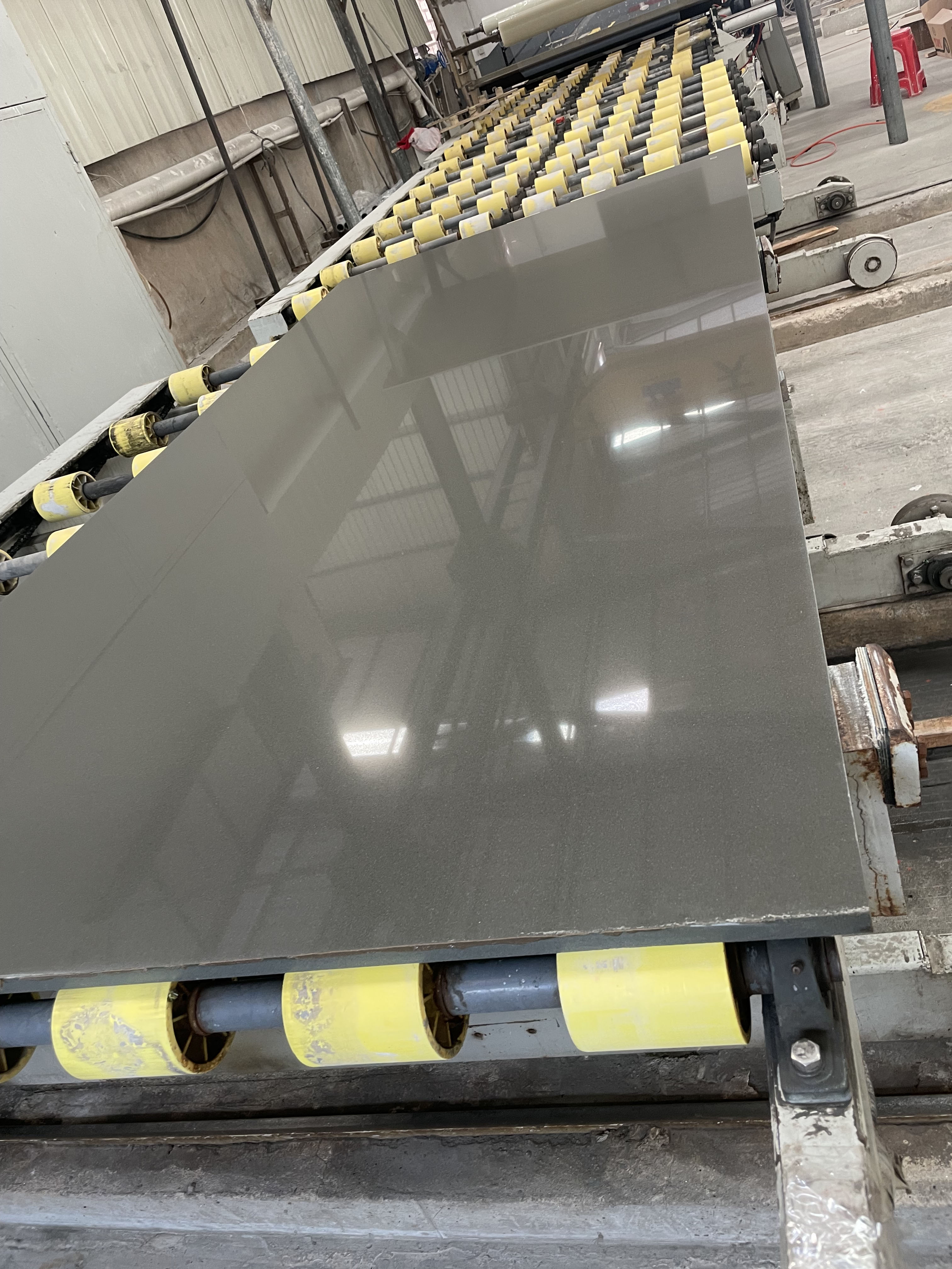 2003 Concret Gray Quartz