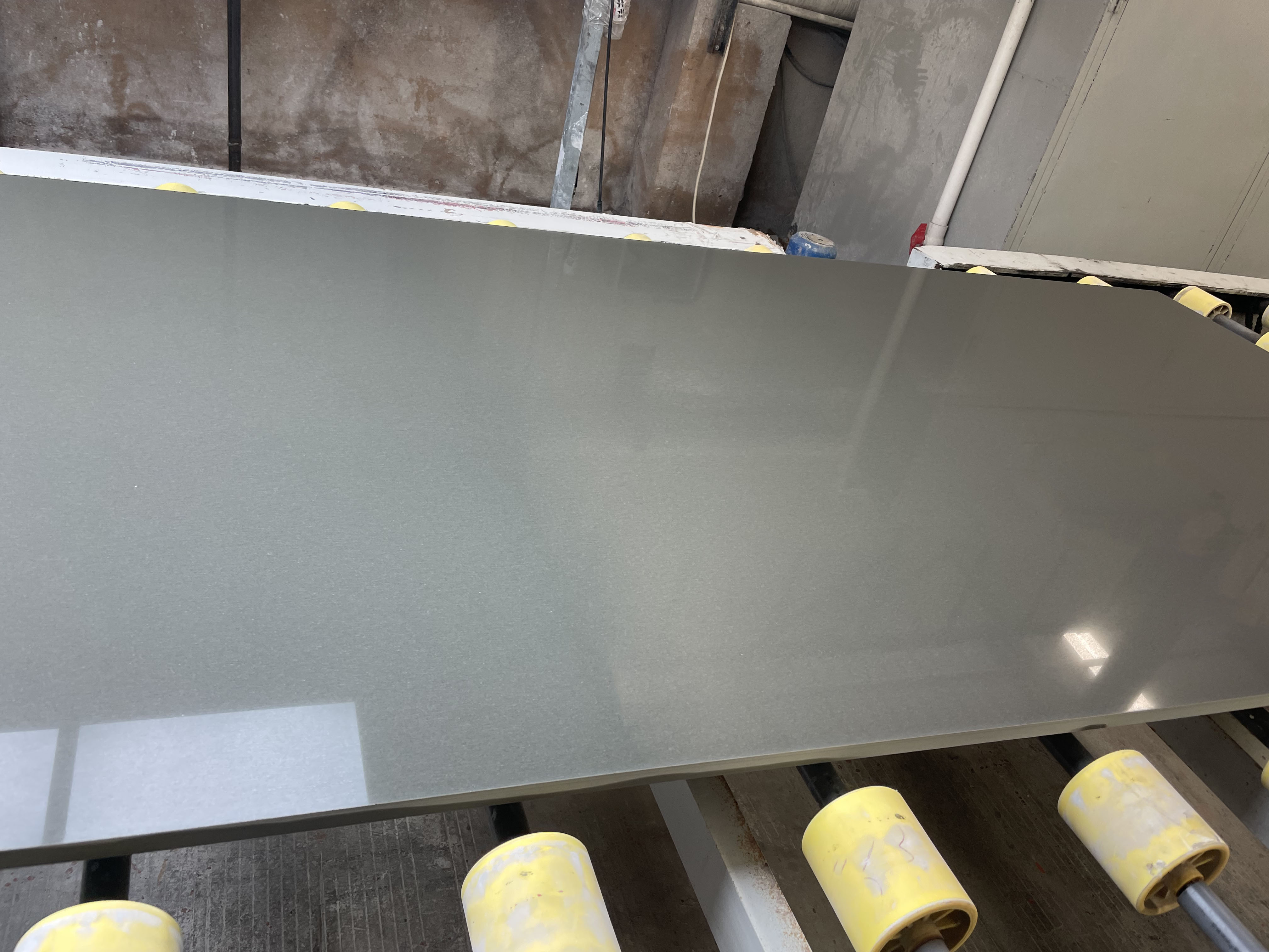 2003 Concrete Gray Quartz