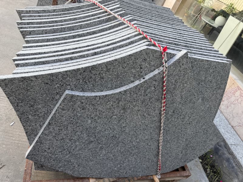 Irregular Cut Granite Flagging