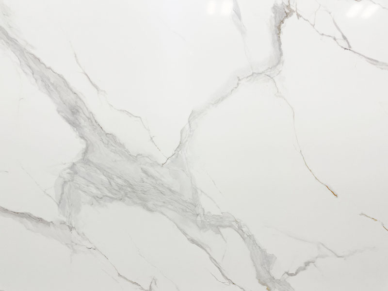 Calacatta Oro Look Quartz