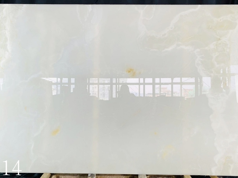 Snow White Onyx