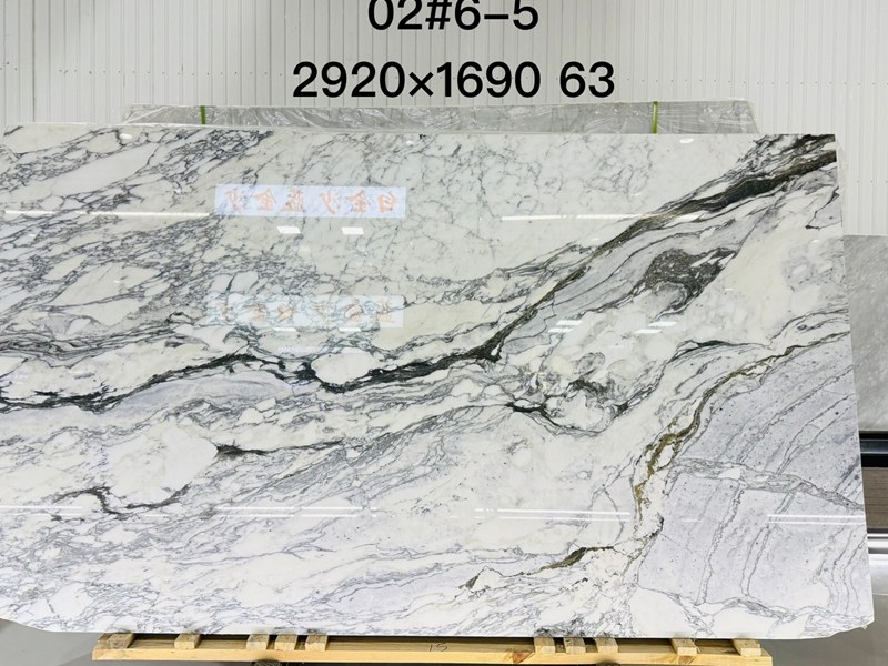 Bianco Staturio Fantastico Marble