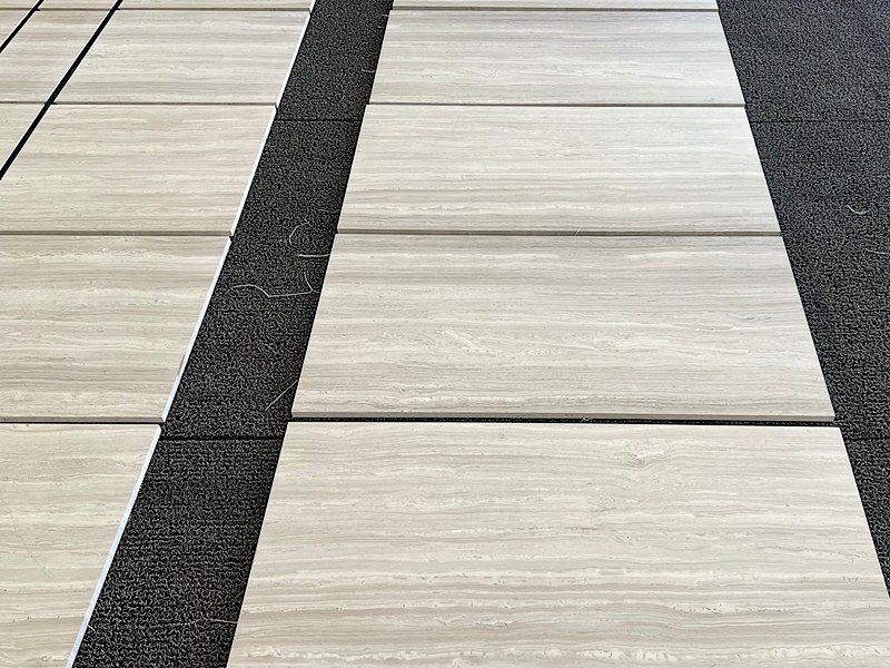 Wooden White Straight Vein Slabs Wooden White Straight Vein Slabs
