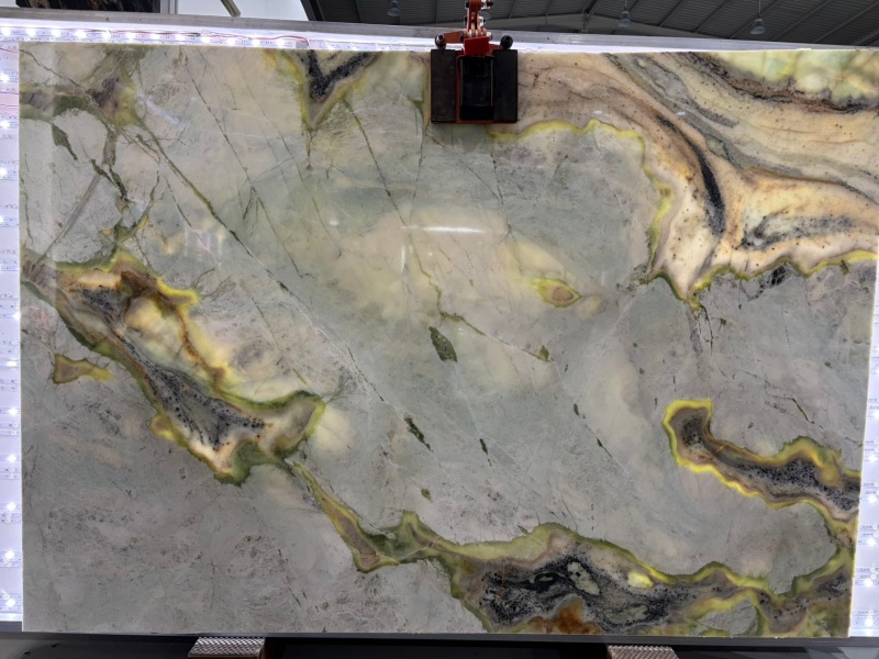 Calacatta Da Vinci Quartzite