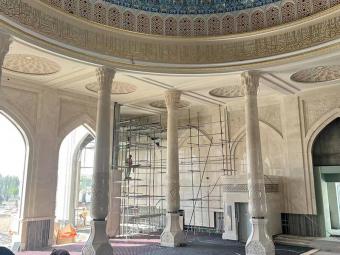 White Rose marble columns, marble columns for mosque, architectural marble columns, carved marble column, custom stone columns, religious stone project
