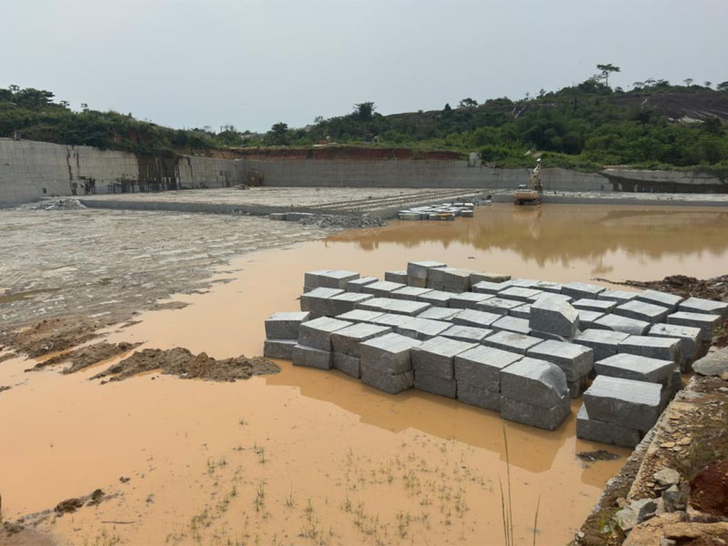Envío de granito gris de Tema a Norteamérica: 8 contenedores entregados desde el puerto de Tema.